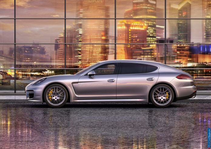 2014 Porsche Panamera - фотография 37 из 97