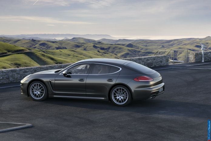 2014 Porsche Panamera - фотография 39 из 97