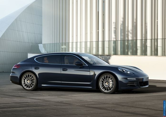 2014 Porsche Panamera - фотография 41 из 97