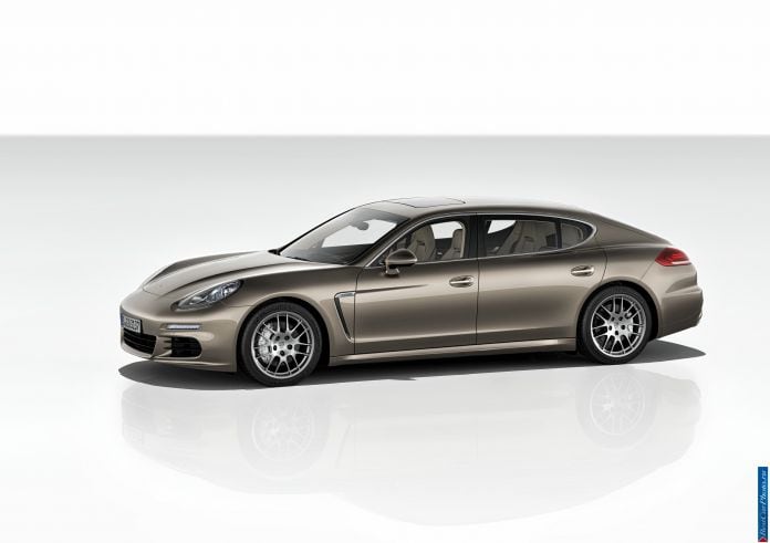 2014 Porsche Panamera - фотография 55 из 97