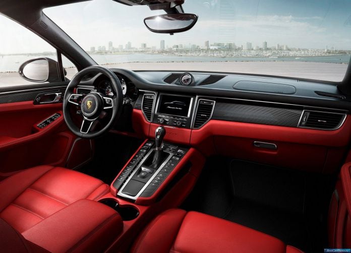 2015 Porsche Macan - фотография 3 из 16