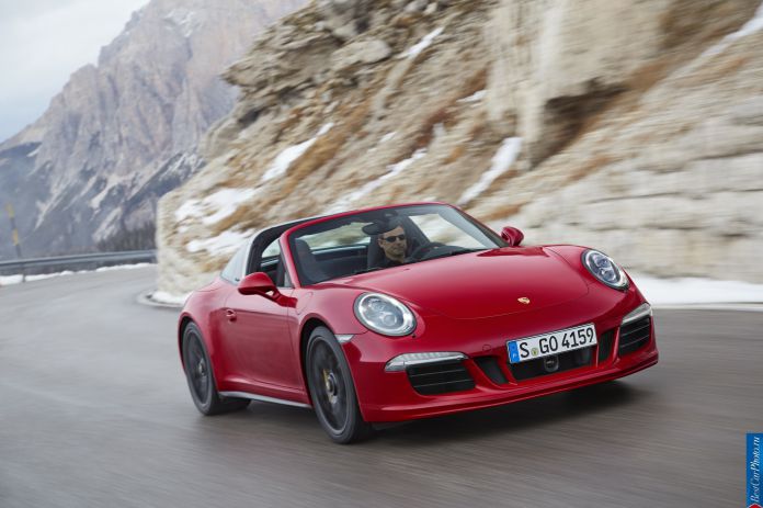 2015 Porsche 911 Targa 4 GTS - фотография 1 из 7