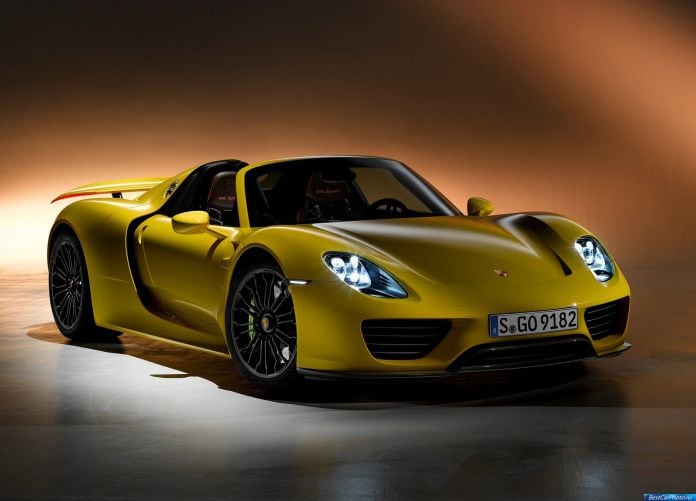 2015 Porsche 918 Spyder - фотография 3 из 69