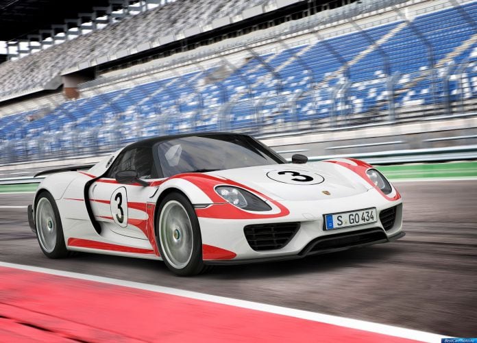 2015 Porsche 918 Spyder - фотография 11 из 69