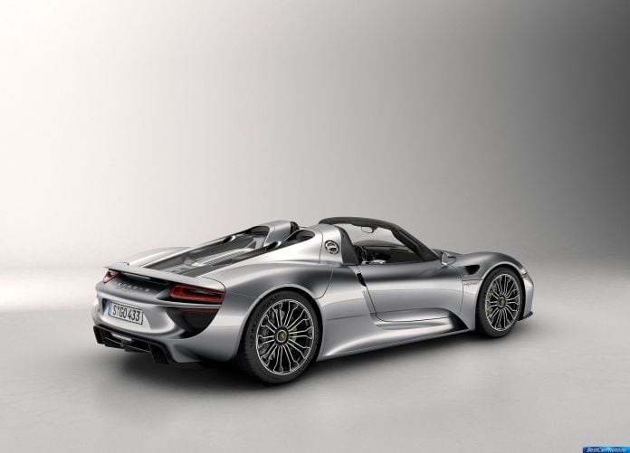 2015 Porsche 918 Spyder - фотография 25 из 69