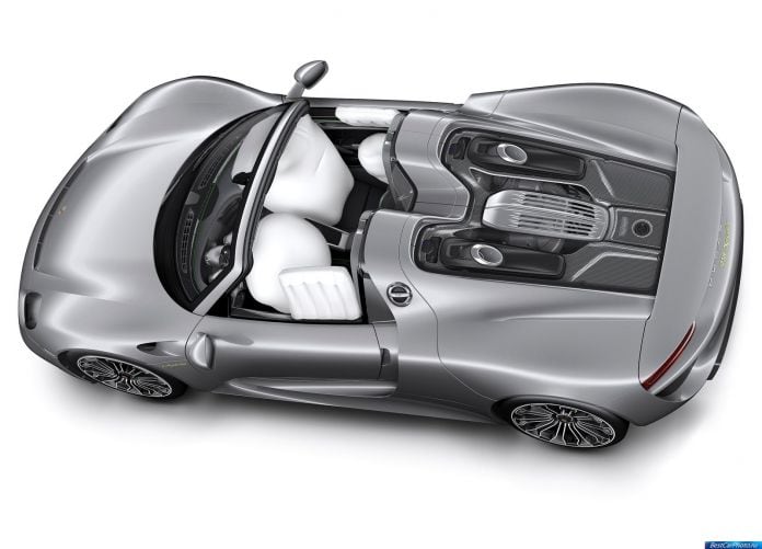 2015 Porsche 918 Spyder - фотография 50 из 69