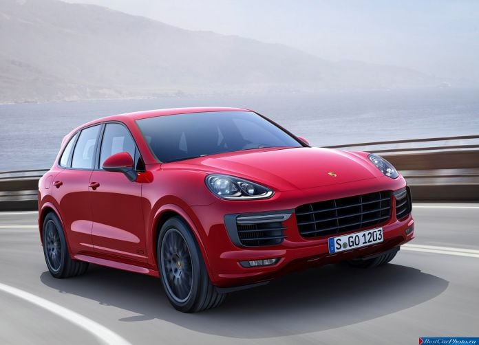 2015 Porsche Cayenne GTS - фотография 2 из 5
