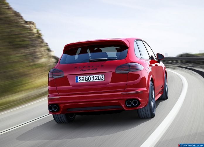 2015 Porsche Cayenne GTS - фотография 4 из 5