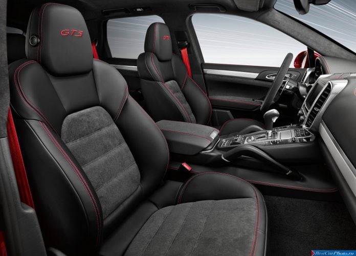 2015 Porsche Cayenne GTS - фотография 5 из 5