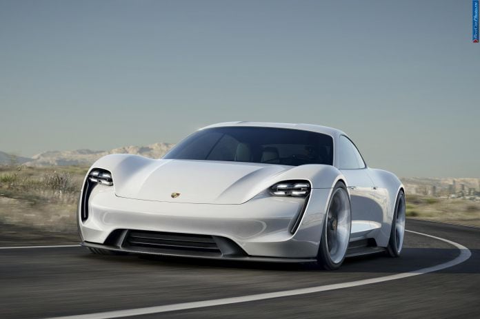 2015 Porsche Mission E - фотография 1 из 9