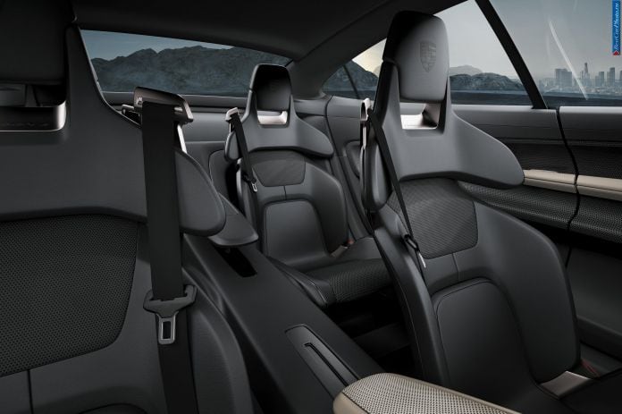 2015 Porsche Mission E - фотография 7 из 9