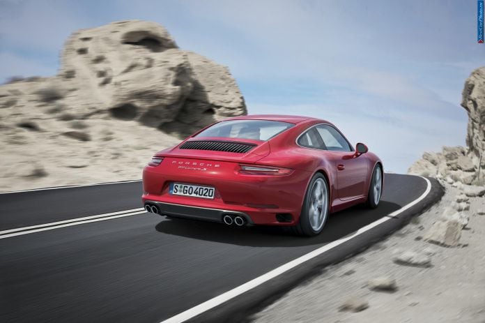 2016 Porsche 911 Carrera S - фотография 2 из 8