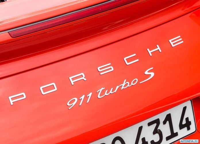 2016 Porsche 911 Turbo S - фотография 28 из 29
