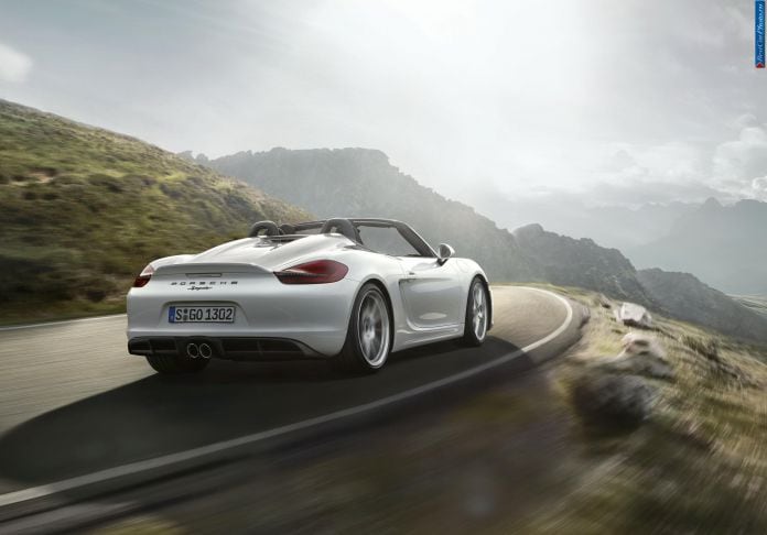 2016 Porsche Boxster Spyder - фотография 2 из 14