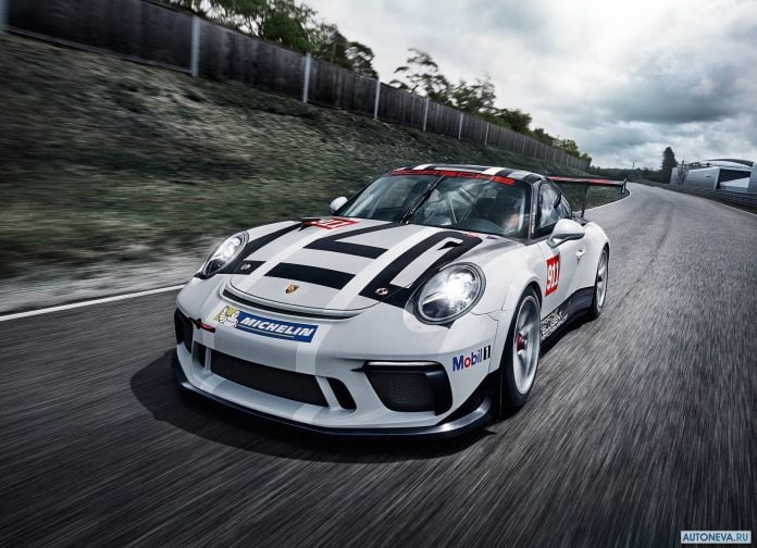 2017 Porsche 911 GT3 Cup - фотография 2 из 6