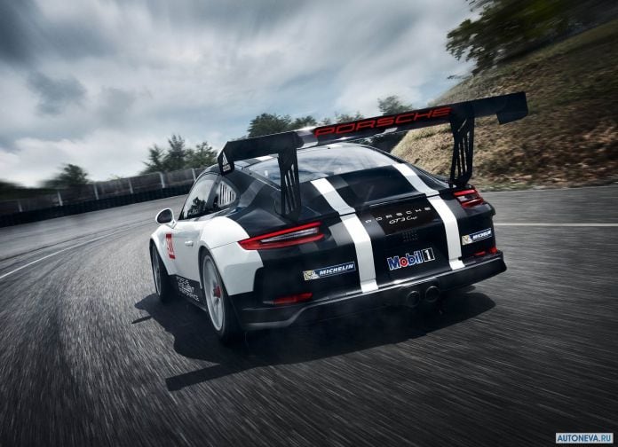 2017 Porsche 911 GT3 Cup - фотография 4 из 6