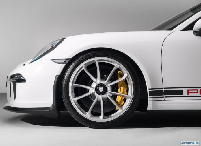 2017 Porsche 911 R - фотография 24 из 29