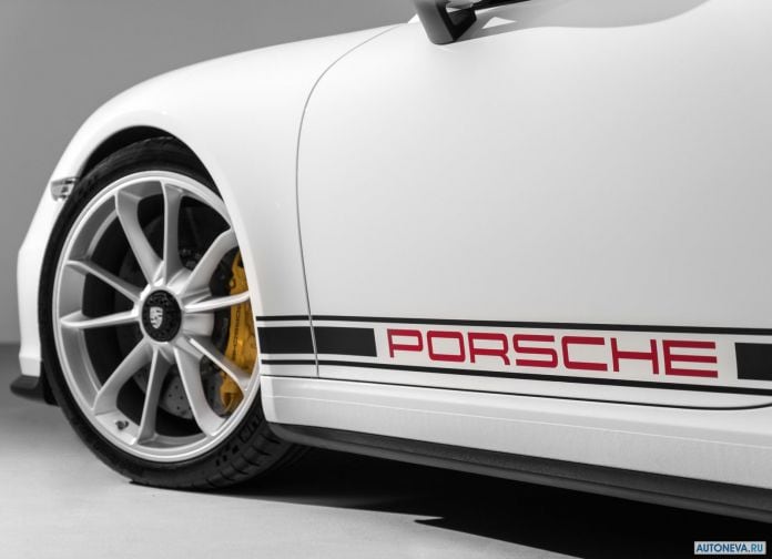 2017 Porsche 911 R - фотография 26 из 29