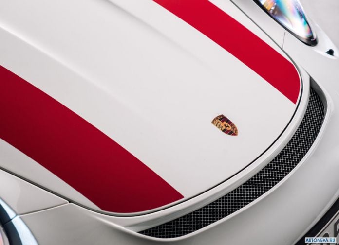 2017 Porsche 911 R - фотография 27 из 29
