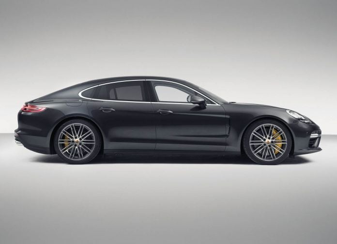 2017 Porsche Panamera - фотография 10 из 42
