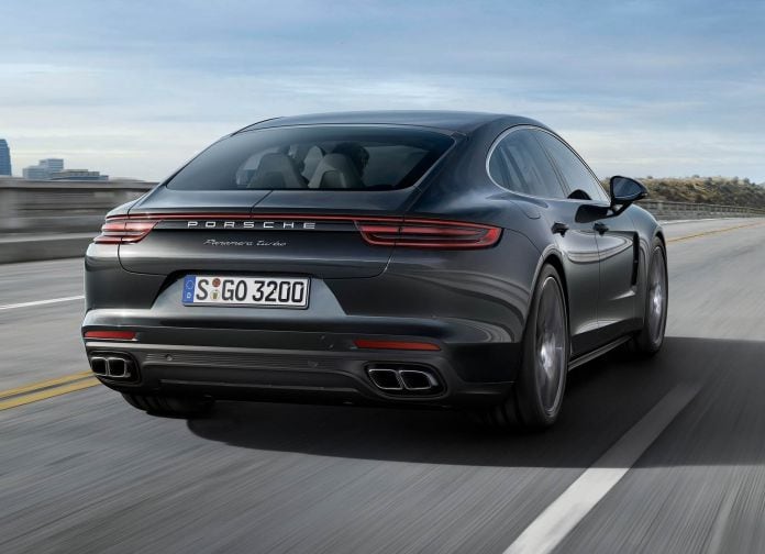 2017 Porsche Panamera - фотография 13 из 42