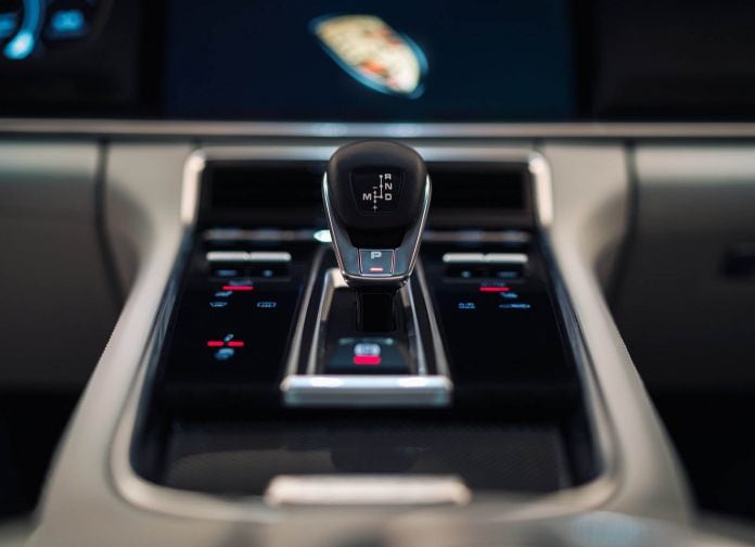 2017 Porsche Panamera - фотография 29 из 42