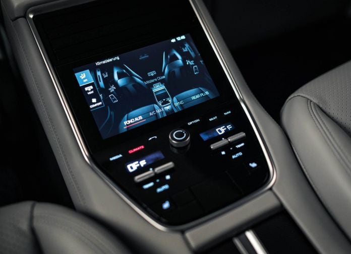 2017 Porsche Panamera - фотография 32 из 42