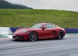 porsche_2018_718_cayman_gts_038.jpg