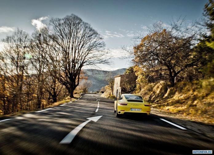 2018 Porsche 911 Carrera T - фотография 70 из 122