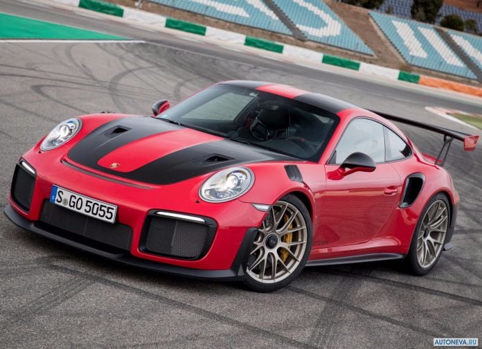 2018 Porsche 911 GT2 RS - фотография 14 из 255