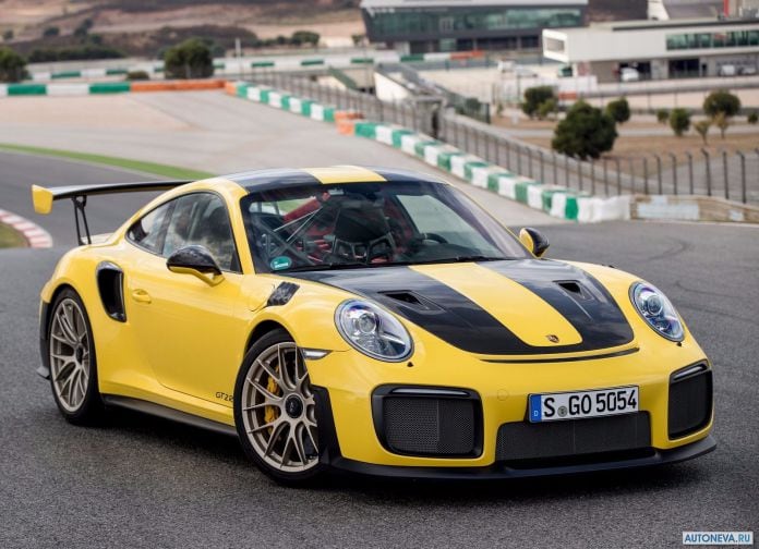 2018 Porsche 911 GT2 RS - фотография 19 из 255