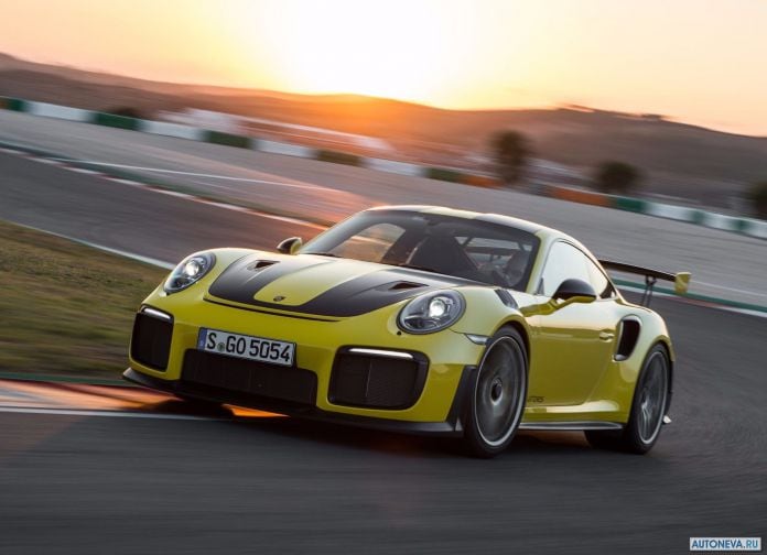 2018 Porsche 911 GT2 RS - фотография 26 из 255