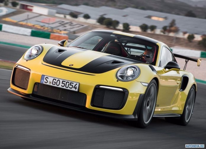 2018 Porsche 911 GT2 RS - фотография 31 из 255