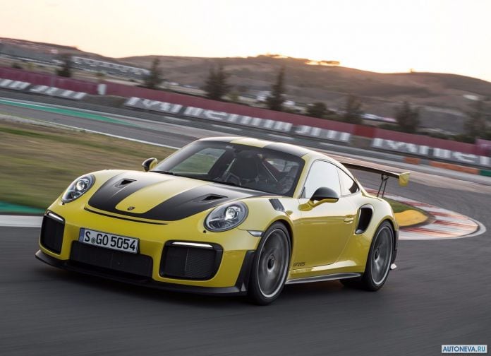 2018 Porsche 911 GT2 RS - фотография 33 из 255