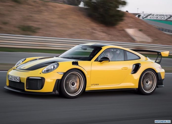2018 Porsche 911 GT2 RS - фотография 41 из 255