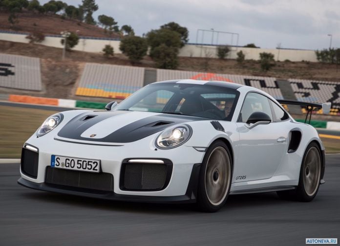 2018 Porsche 911 GT2 RS - фотография 53 из 255