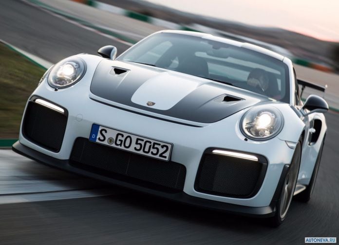 2018 Porsche 911 GT2 RS - фотография 55 из 255