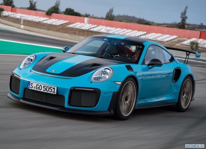 2018 Porsche 911 GT2 RS - фотография 65 из 255