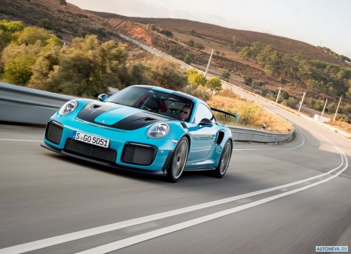 2018 Porsche 911 GT2 RS - фотография 78 из 255
