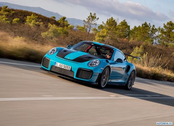 2018 Porsche 911 GT2 RS - фотография 85 из 255