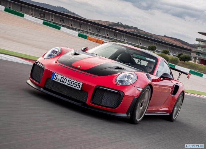 2018 Porsche 911 GT2 RS - фотография 100 из 255