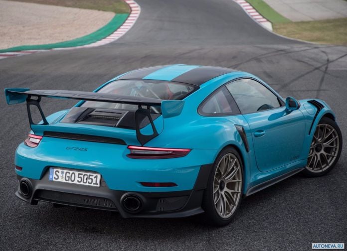 2018 Porsche 911 GT2 RS - фотография 129 из 255