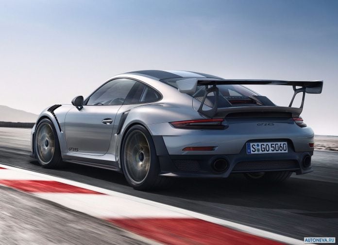 2018 Porsche 911 GT2 RS - фотография 135 из 255
