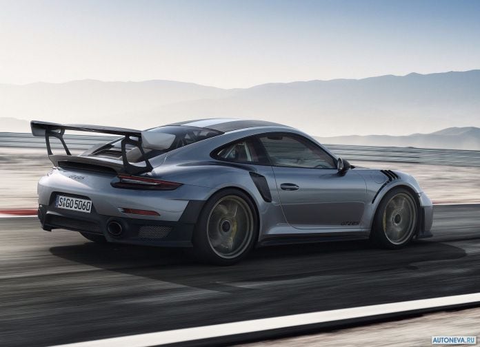 2018 Porsche 911 GT2 RS - фотография 136 из 255