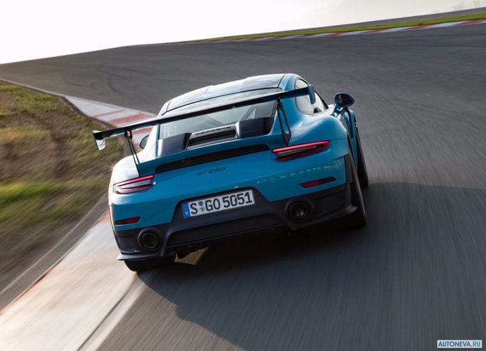 2018 Porsche 911 GT2 RS - фотография 164 из 255