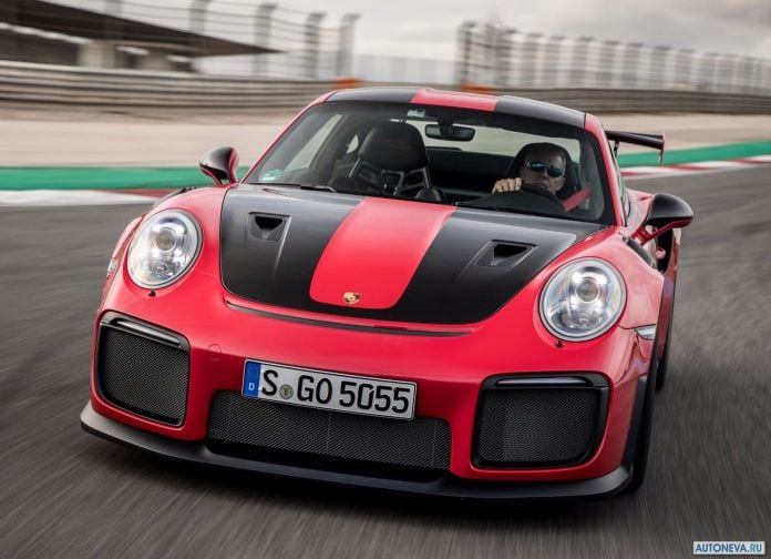 2018 Porsche 911 GT2 RS - фотография 171 из 255