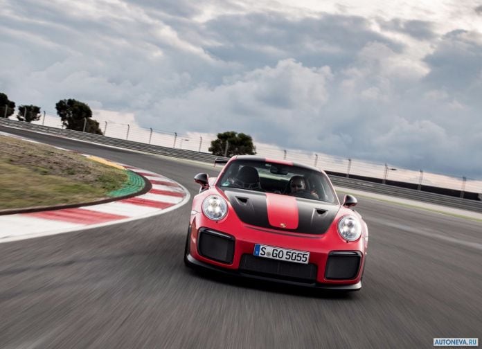 2018 Porsche 911 GT2 RS - фотография 178 из 255