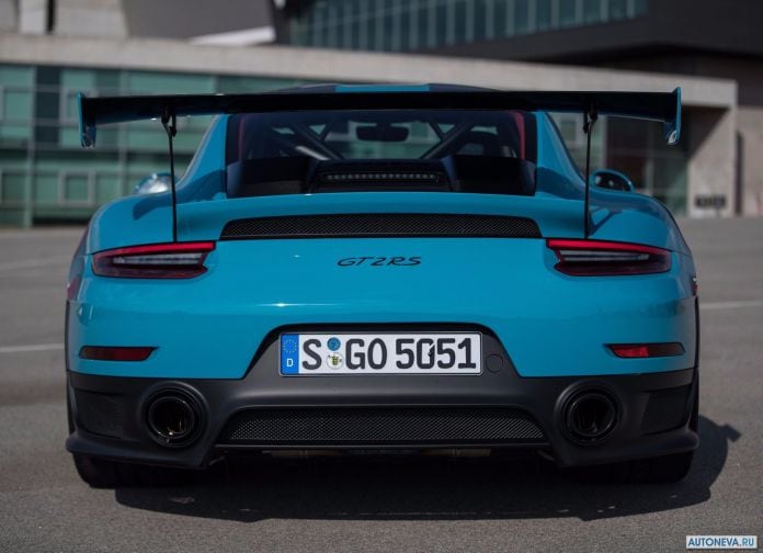 2018 Porsche 911 GT2 RS - фотография 181 из 255