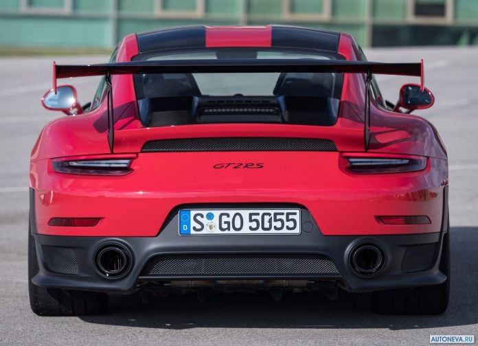 2018 Porsche 911 GT2 RS - фотография 183 из 255
