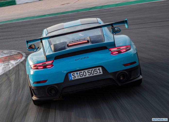 2018 Porsche 911 GT2 RS - фотография 190 из 255